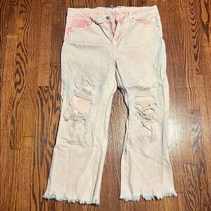 Women’s risen pink wash jeans